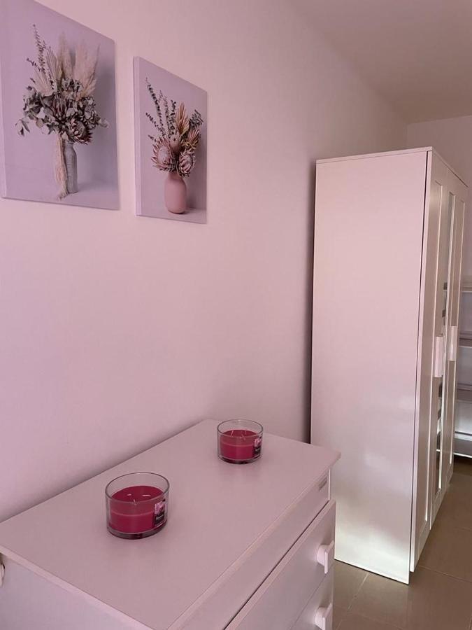 Vivienda Ubuntu Lägenhet Los Llanos De Aridane Exteriör bild