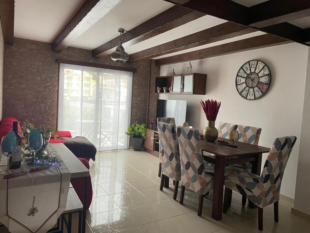 Vivienda Ubuntu Lägenhet Los Llanos De Aridane Exteriör bild